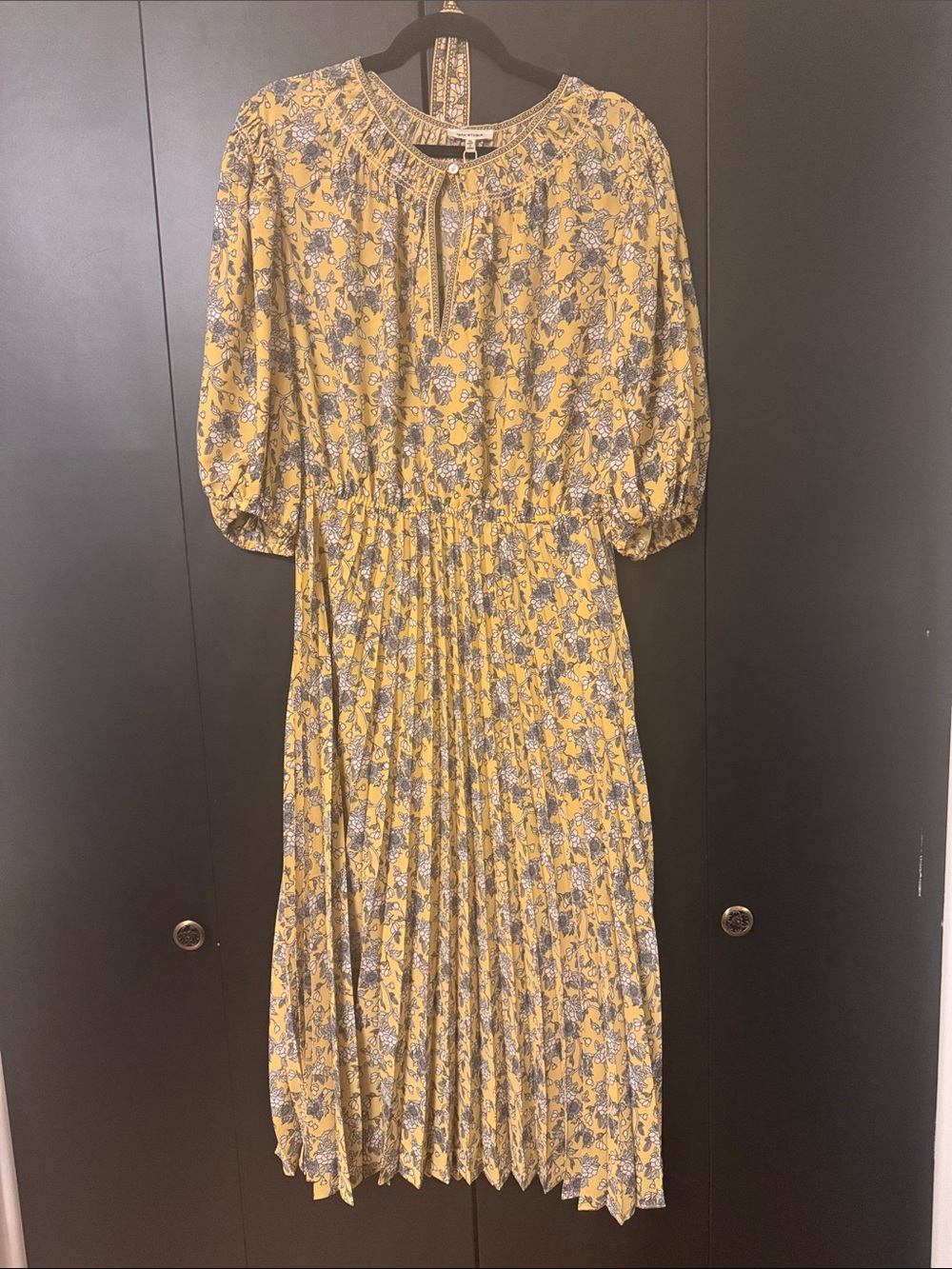 Max Studio Yellow Floral Pleated Midi Dress with Puff Sleeves